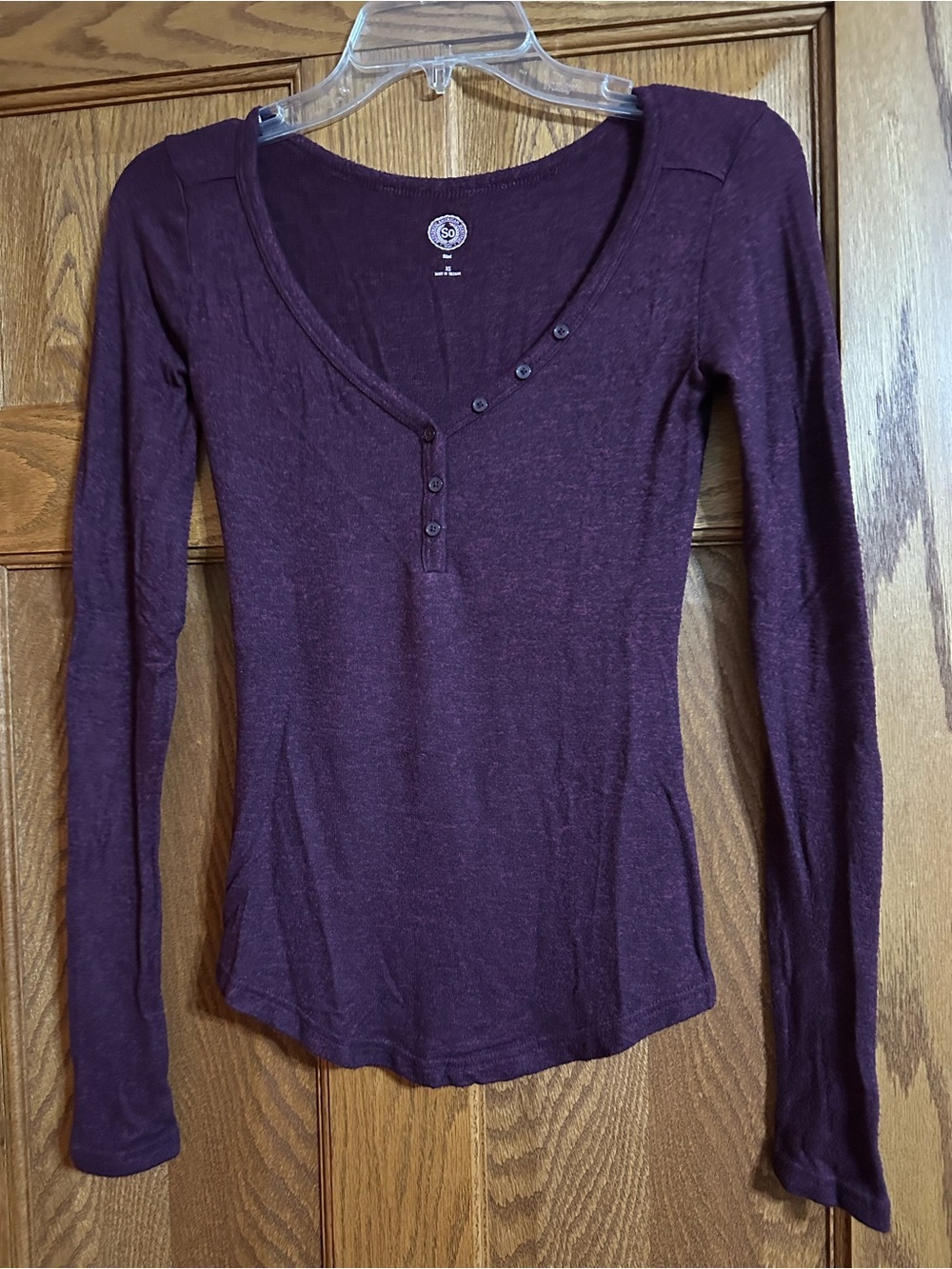 SO Women's Long-Sleeve Henley Top